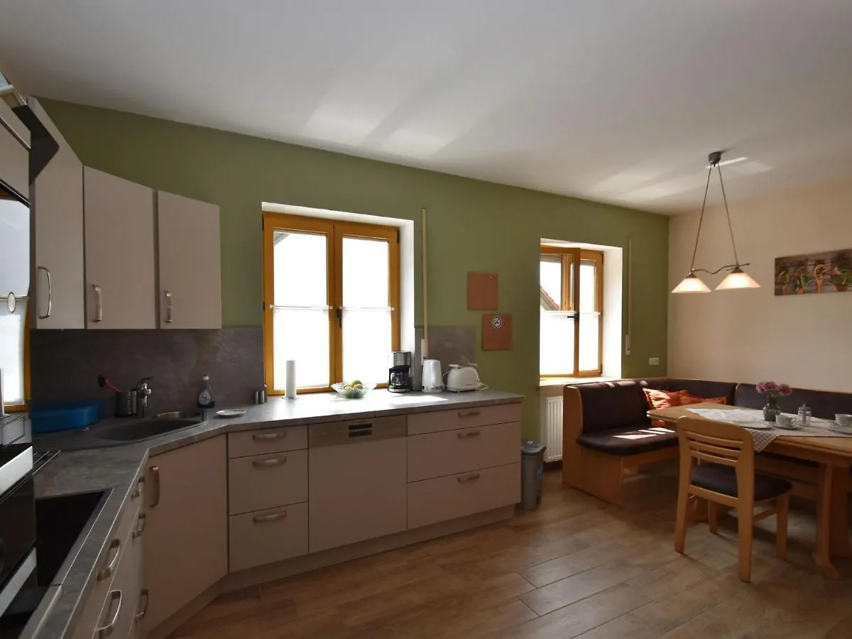 Scenic Apatrtment In T Nnesberg With Balcony Apartamento Tännesberg Alemanha